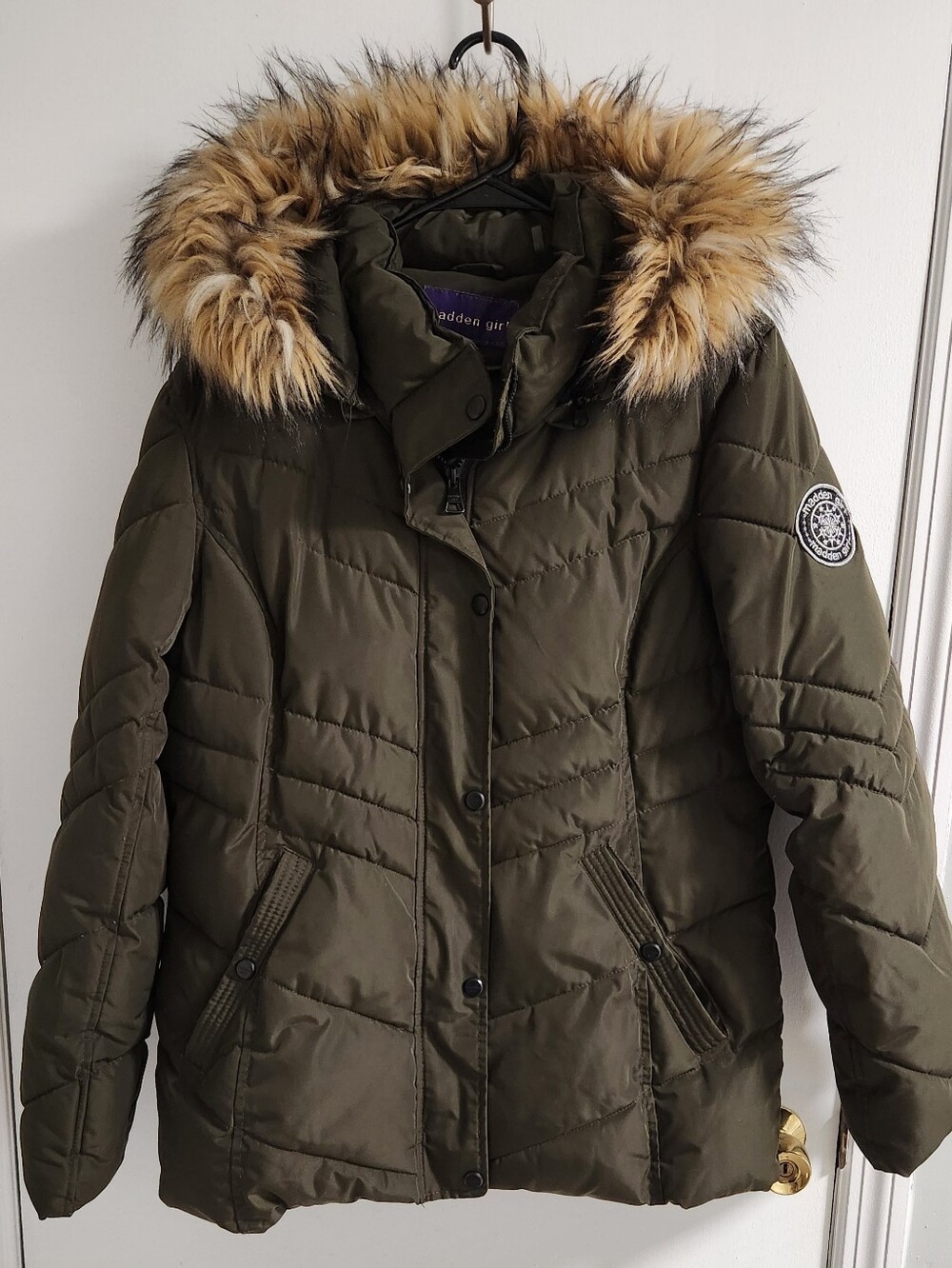 Madden Girl Olive Quilted Puffer Coat with Faux Fur Trim, Size L